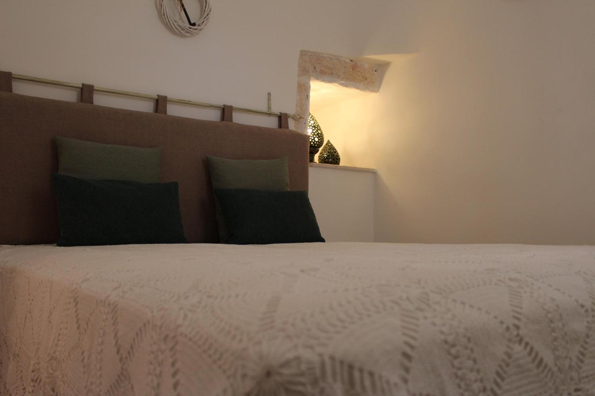 Trullo Il Melograno Guest House Ostuni Luaran gambar