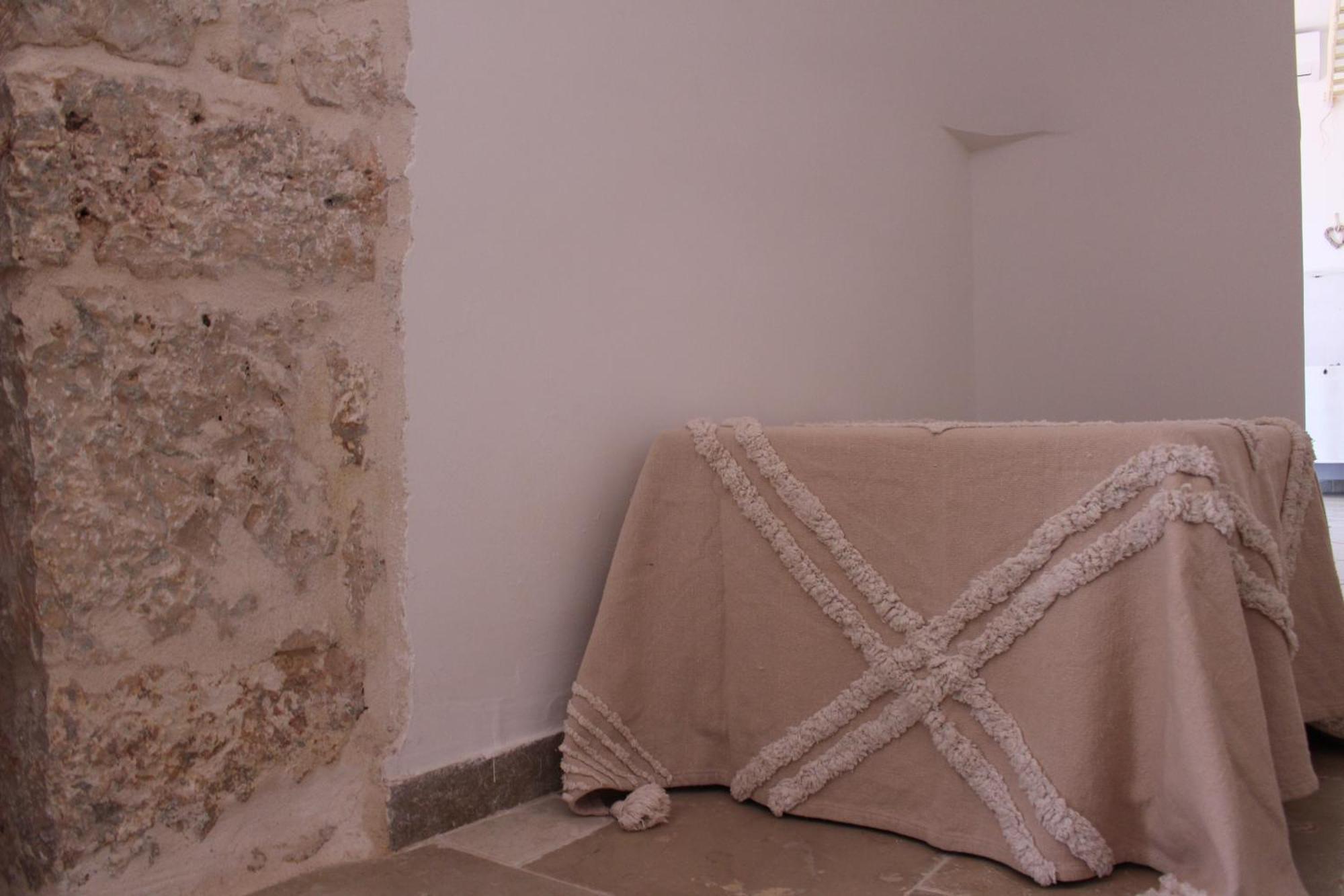 Trullo Il Melograno Guest House Ostuni Luaran gambar