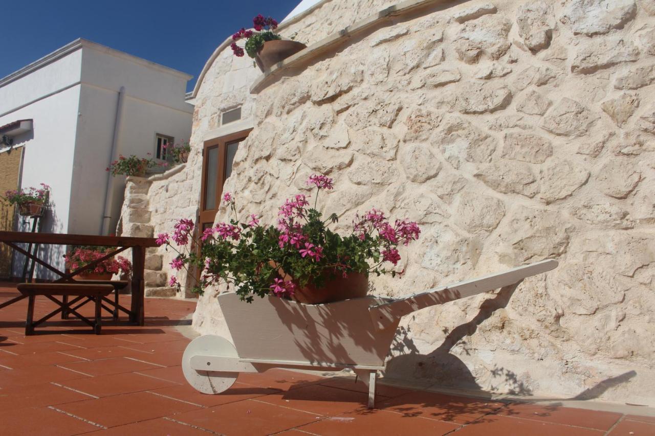 Trullo Il Melograno Guest House Ostuni Luaran gambar